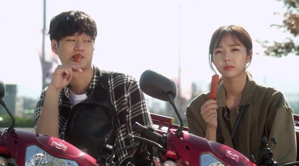 Strongest Deliveryman' Go Kyung-pyo and Chae Soo-bin